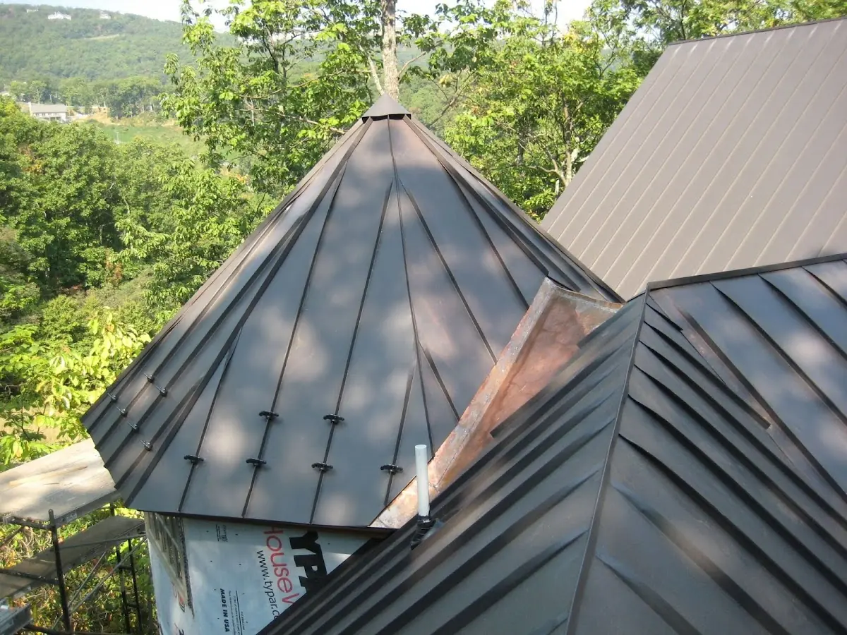 Professional Gutter Cleaning by Craftsman Roofing in Desert Palms